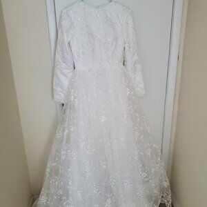 Wedding dress